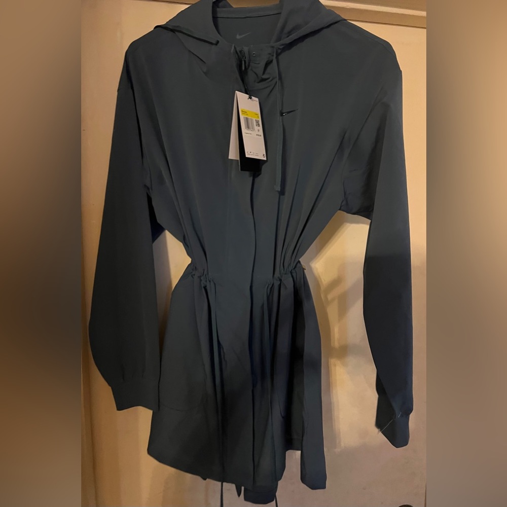 Nike Women's Dri-FIT Bliss Water Repellent Anorak Jacket Size Small dh3527-058